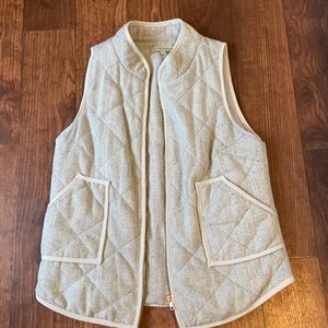 Grey/tan Vest with pockets